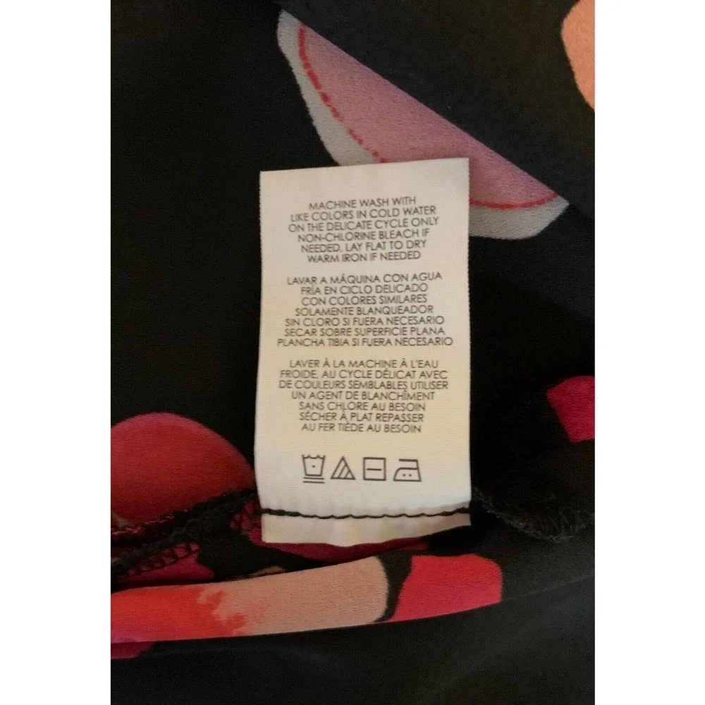 CAbi Women's S Small Black Pink Floral Short Sleeve Cute Petal Top Blouse #5523 - Picture 12 of 12